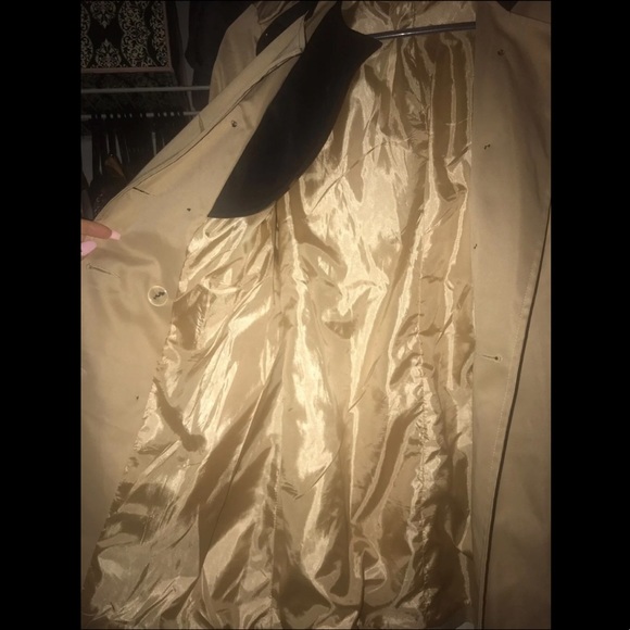 Small Tan Peacoat with Sweater - Picture 3 of 6